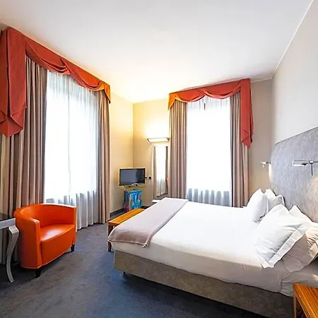 Settecento 4*